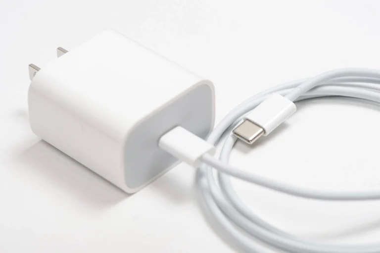 Dual-Port Charger Camera — 1080p