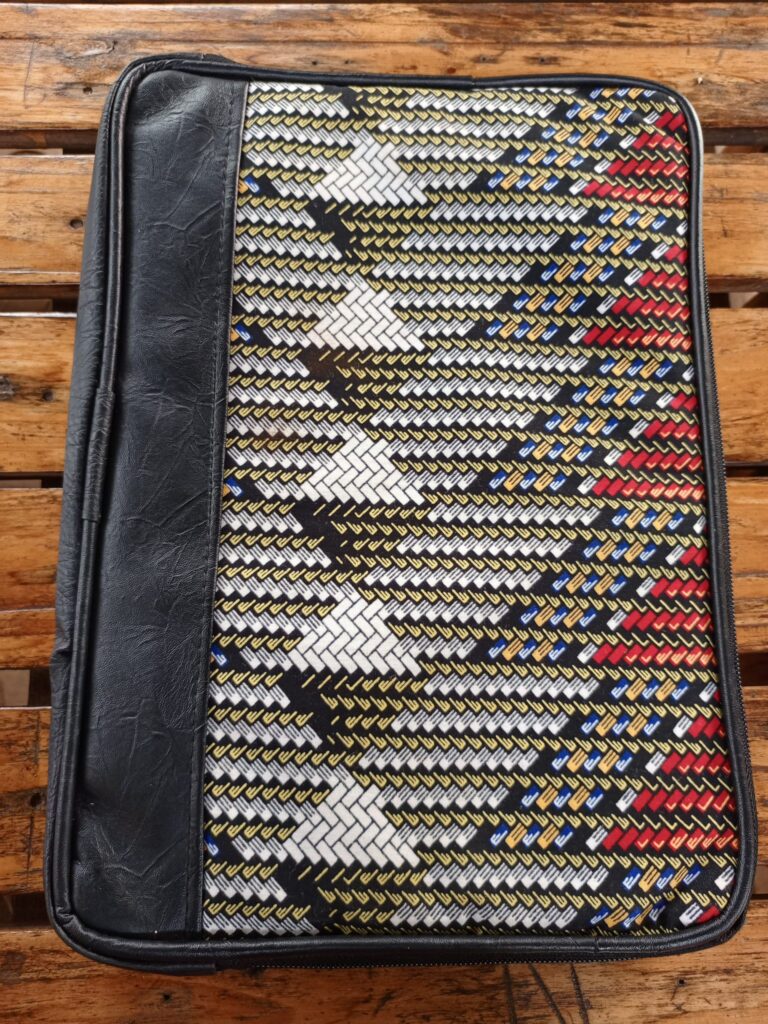 Laptop Faraday Sleeve — Standard